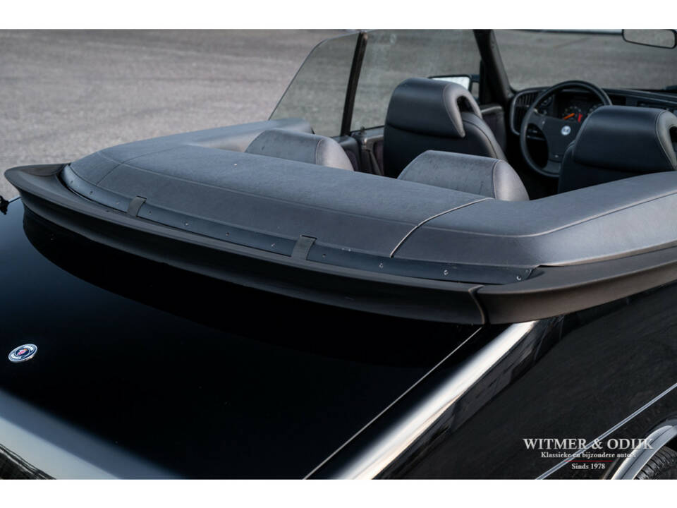 Image 21/25 of Saab 900 Turbo (1991)