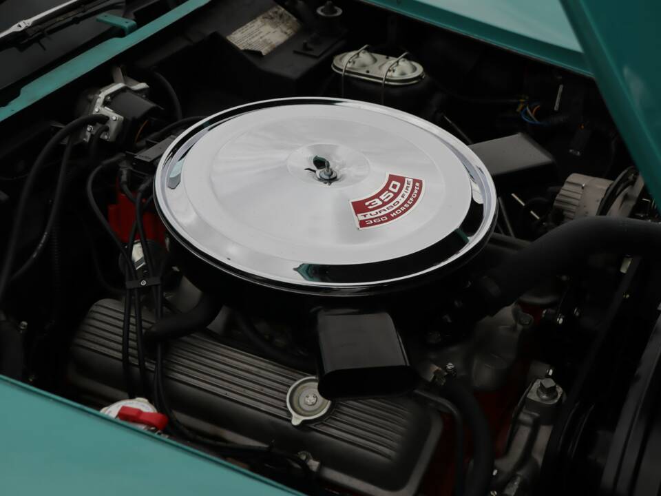 Image 9/50 of Chevrolet Corvette Stingray (1972)