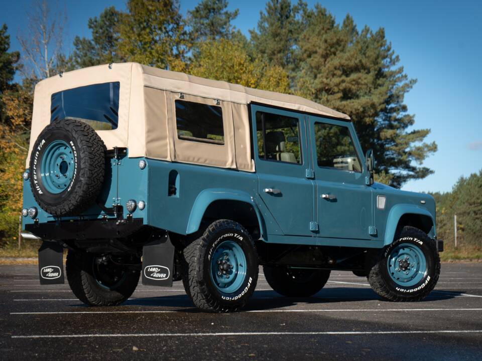 Bild 5/32 von Land Rover Defender 110 300Tdi (1997)