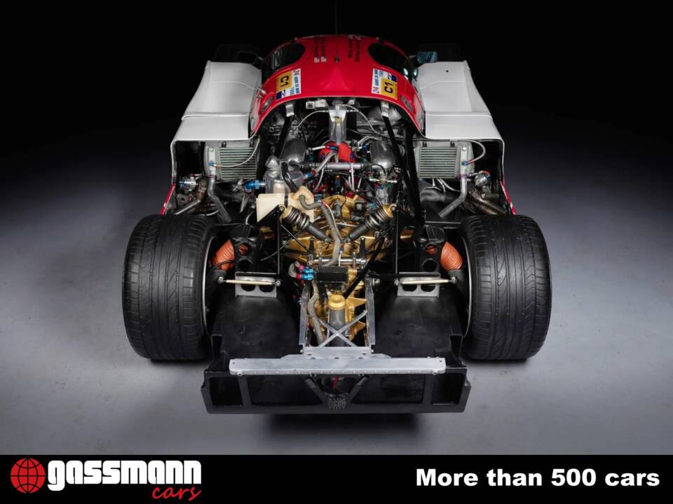Image 13/15 of Porsche 962 (1988)