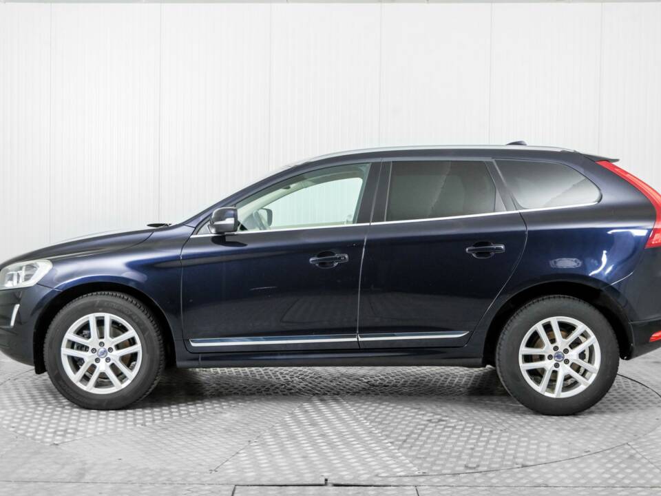 Image 9/50 de Volvo XC60 D3 (2017)