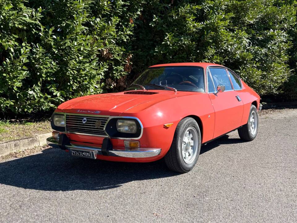 Bild 1/12 von Lancia Fulvia Sport 1.6 (Zagato) (1971)