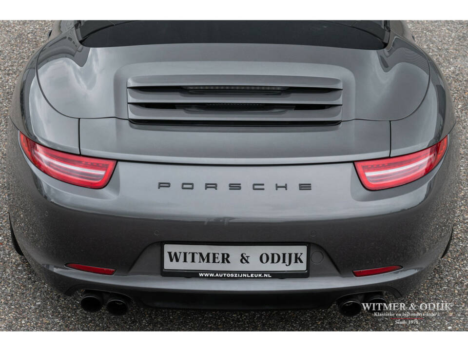 Image 13/31 of Porsche 911 Carrera (2012)