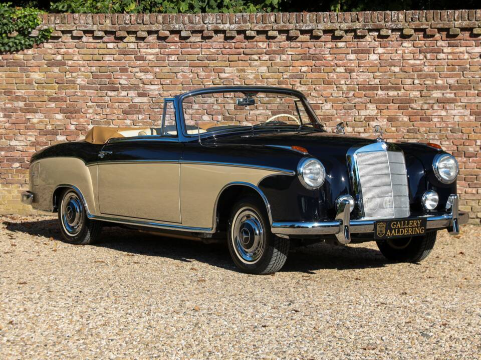 Imagen 35/50 de Mercedes-Benz 220 S Cabriolet (1956)