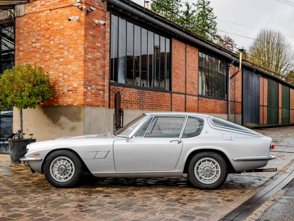 Image 5/10 of Maserati Mistral 3700 (1967)