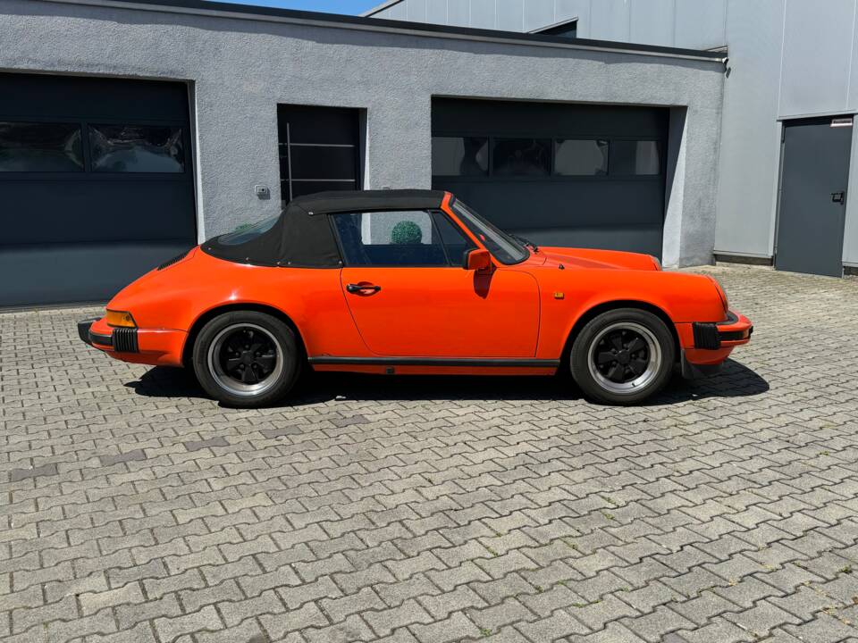 Image 5/14 of Porsche 911 SC 3.0 (1983)