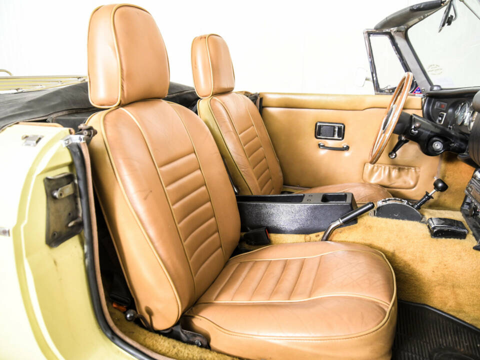 Immagine 16/50 di MG MGC (1969)