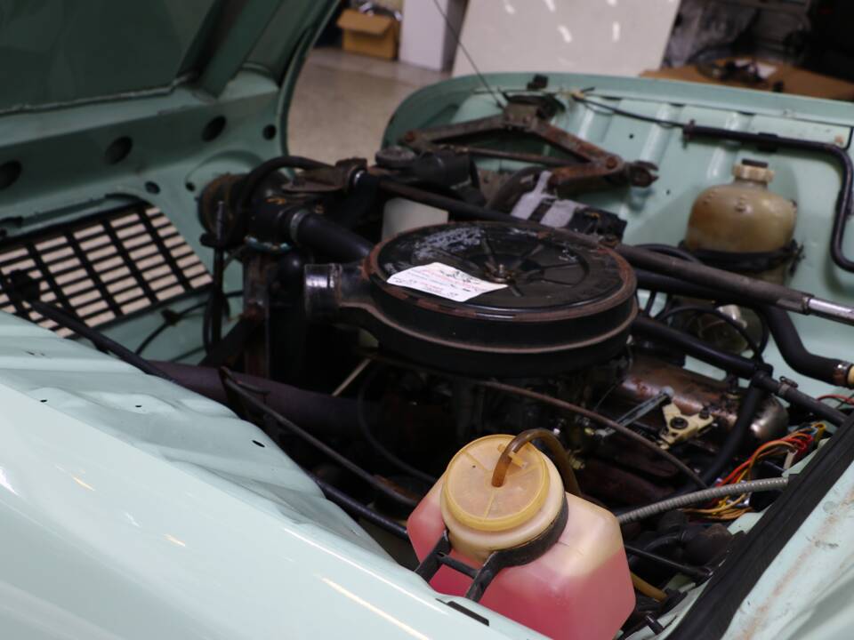 Image 32/33 de Renault R 4 TL (1981)