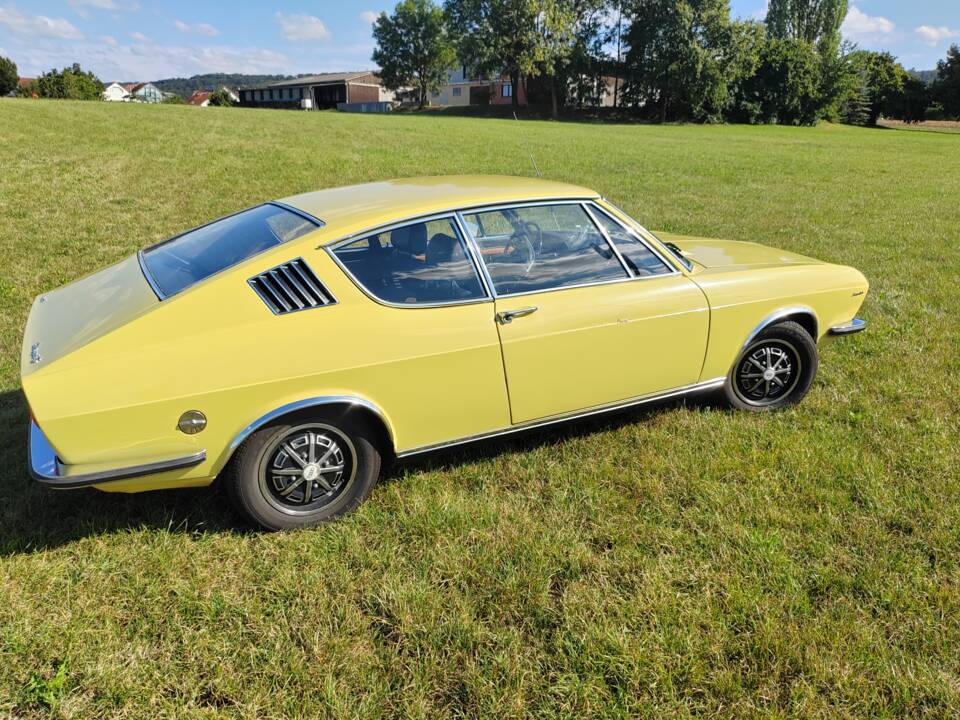 Image 19/54 of Audi 100 Coupe S (1971)