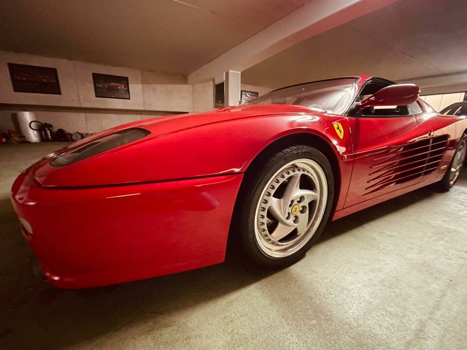 Image 4/26 of Ferrari F 512 M (1996)