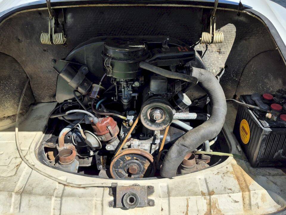 Image 48/71 of Volkswagen Karmann Ghia 1200 (1962)