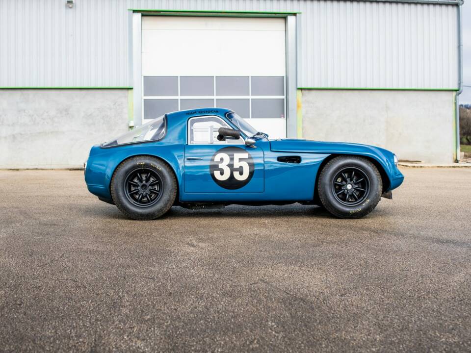 Image 5/18 of TVR Griffith 400 (1965)