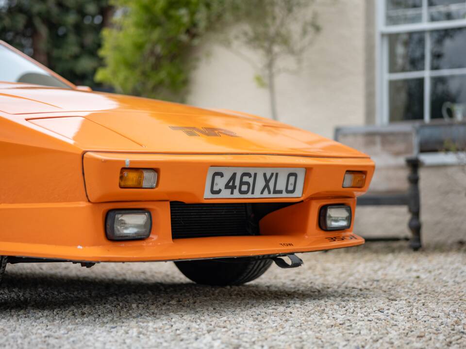 Image 44/50 of TVR Tasmin Series 1 (1985)