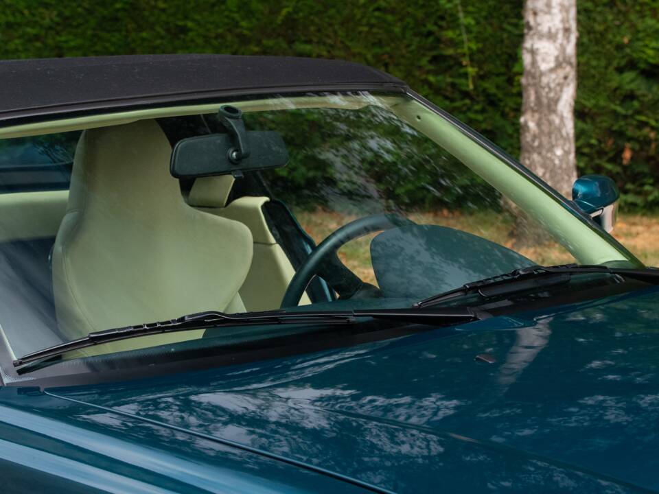 Bild 42/50 von BMW Z1 Roadster (1991)