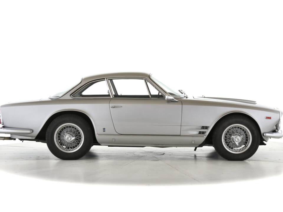Imagen 2/12 de Maserati 3500 GTI Touring (1963)