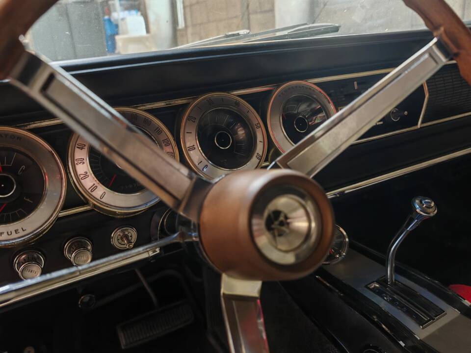 Image 5/12 of Dodge Charger (1966)