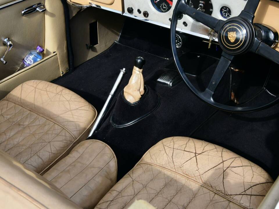 Imagen 28/50 de Jaguar XK 150 3.8 S DHC (1959)