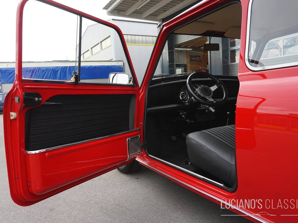 Immagine 38/92 di Morris Mini Cooper 1000 (1969)