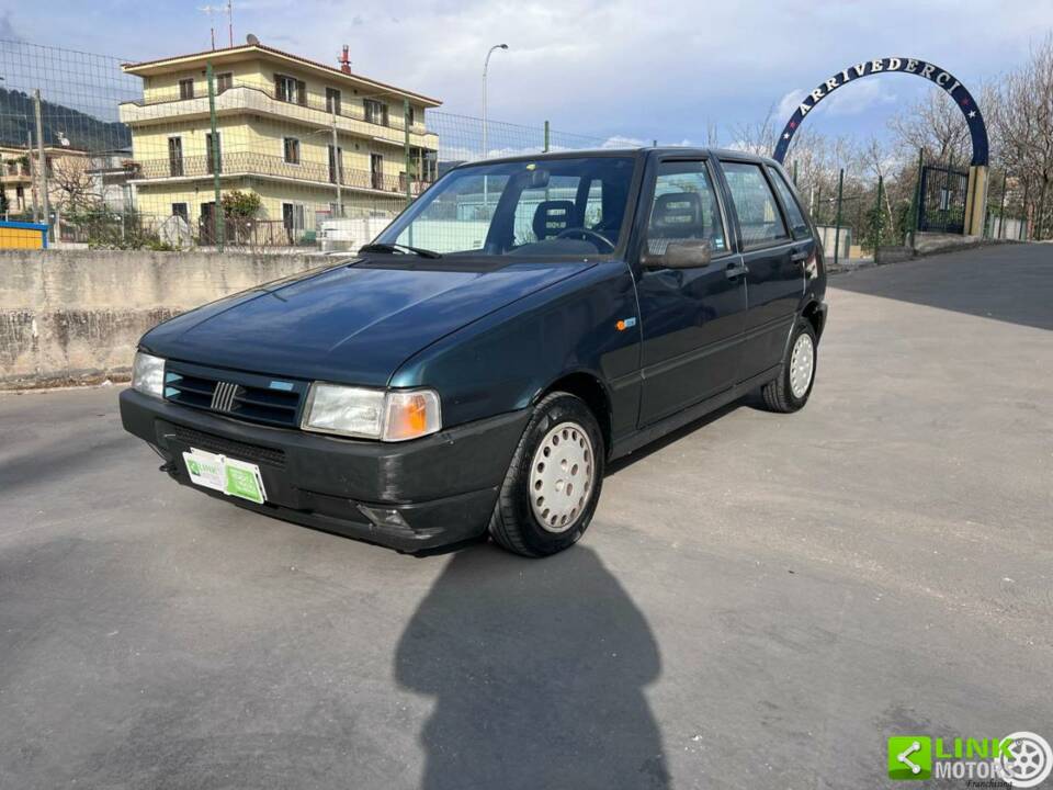 Bild 3/10 von FIAT Uno 1.0 Fire (1993)