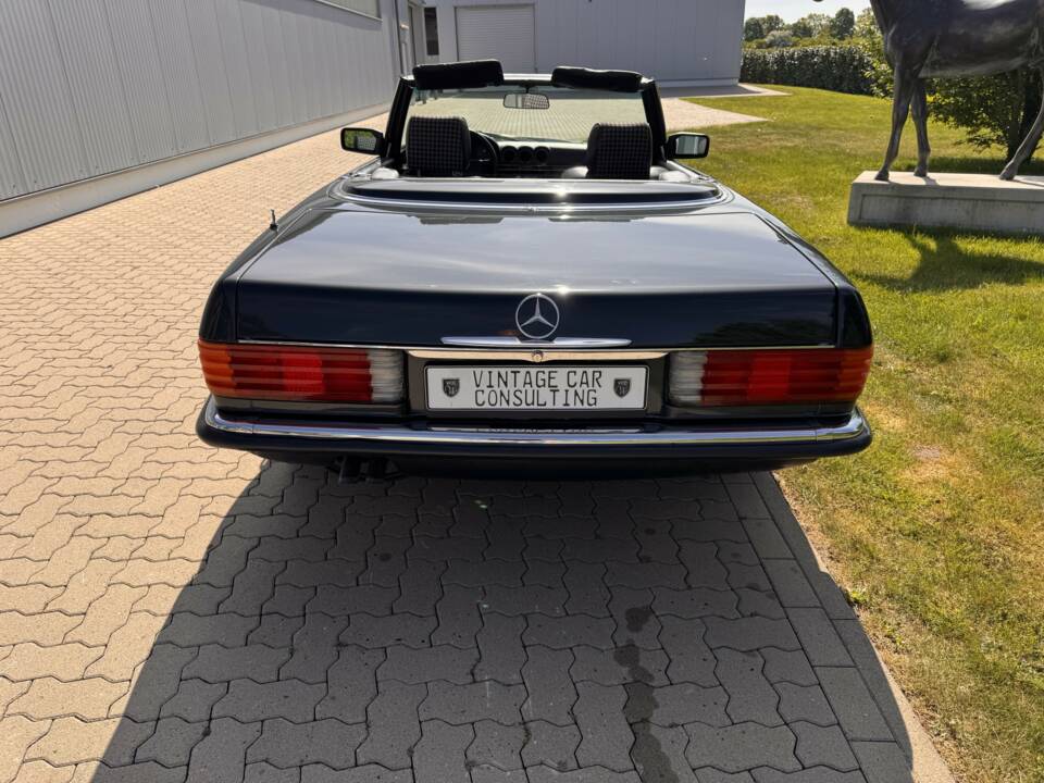 Imagen 15/93 de Mercedes-Benz 300 SL (1988)