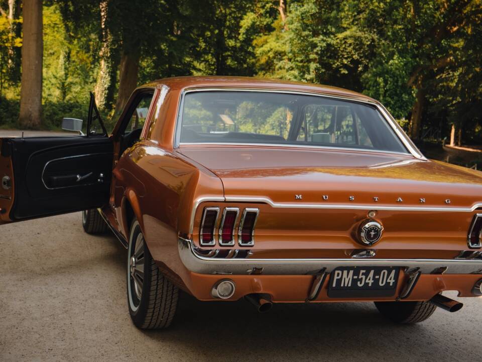 Image 46/81 of Ford Mustang 289 (1967)