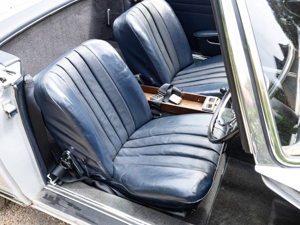 Bild 15/41 von Mercedes-Benz 250 SL (1967)