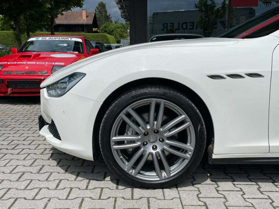 Image 4/18 of Maserati Ghibli (2014)