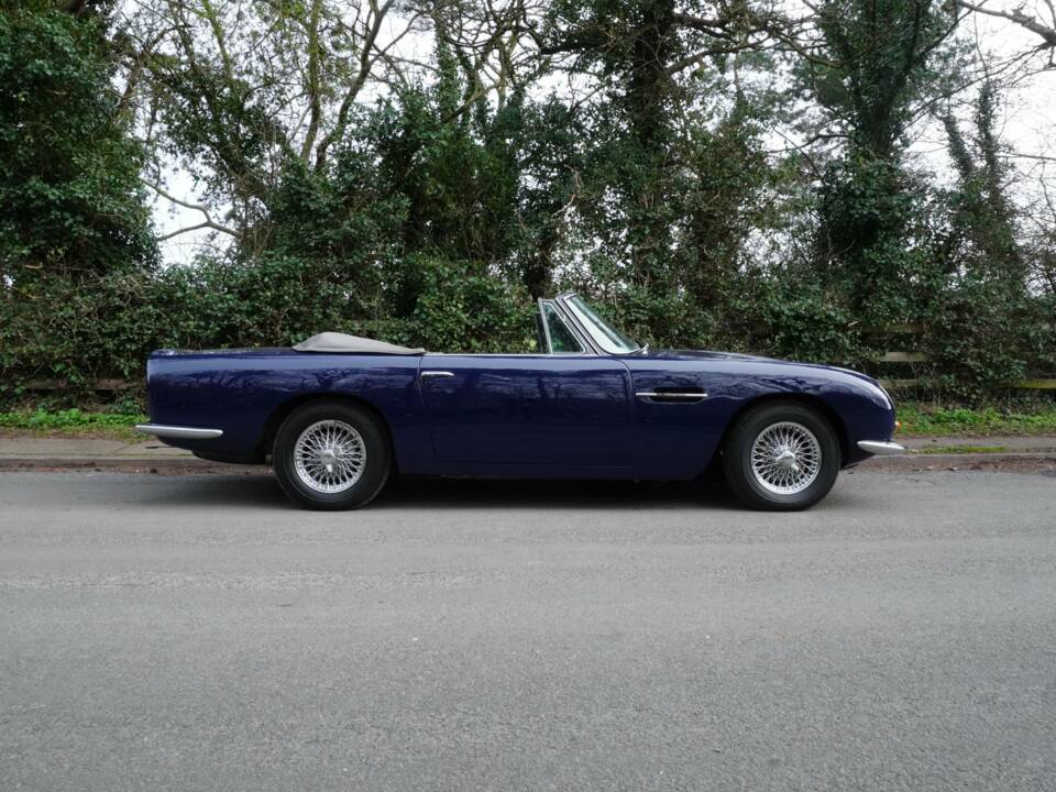 Bild 7/17 von Aston Martin DB 6 Volante (1967)