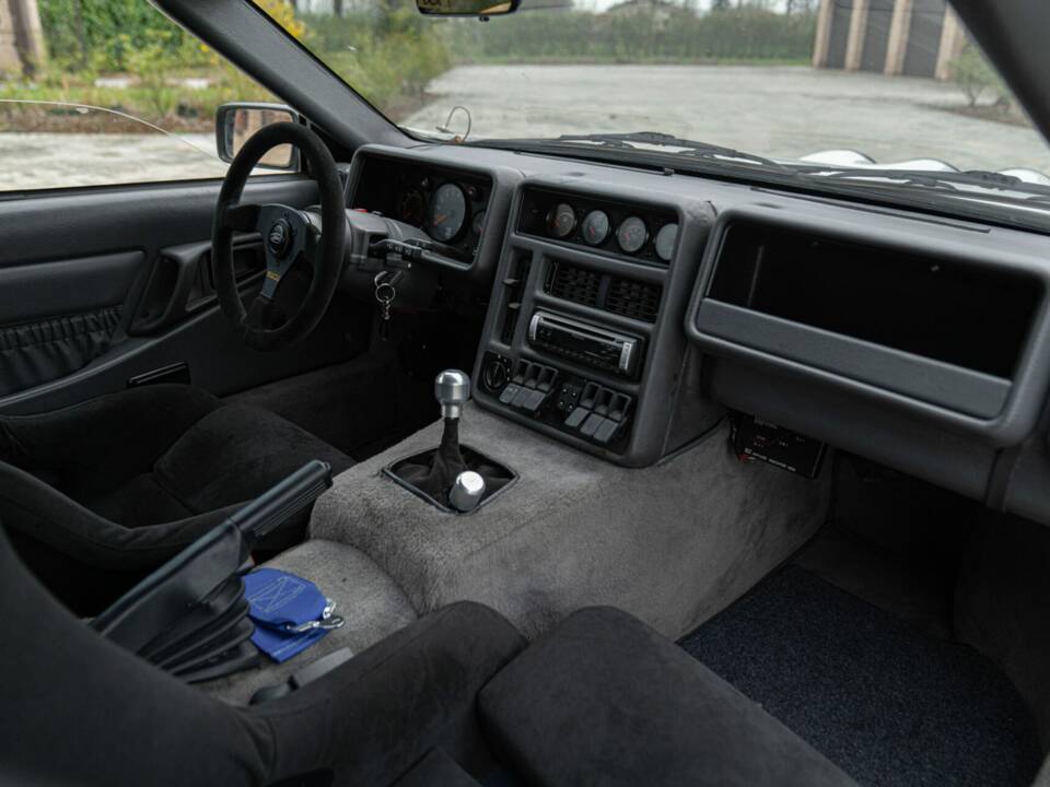 Bild 34/50 von Ford RS200 (1987)