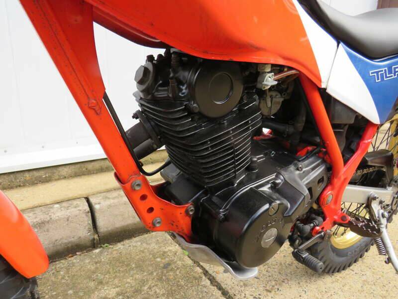 Image 15/34 of Honda TLR 200 (1983)