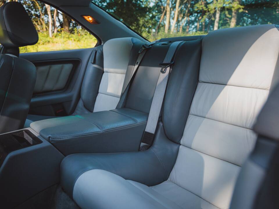 Bild 38/50 von BMW 850CSi (1994)