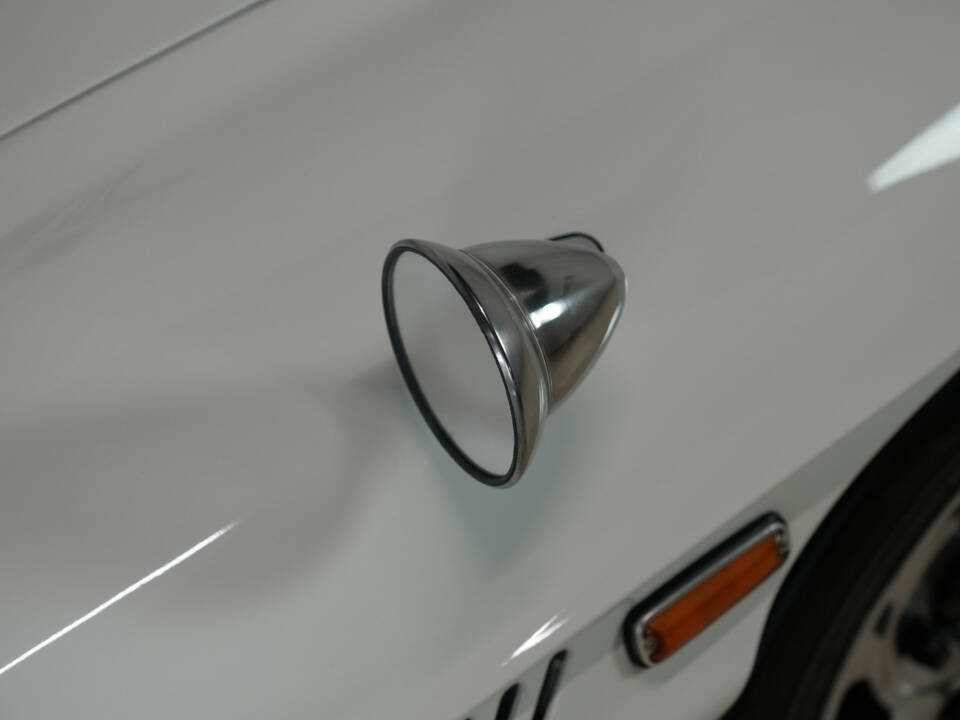 Image 32/32 of Mazda 110 S Cosmo Sport (1968)