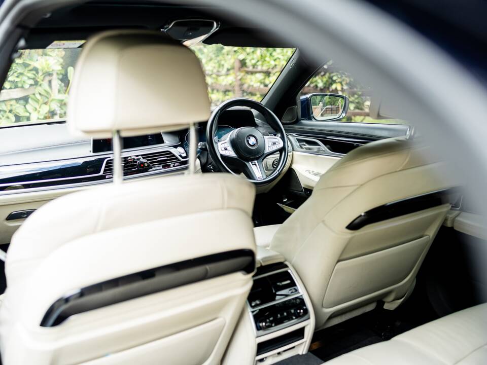 Afbeelding 39/46 van BMW 740d xDrive (2022)