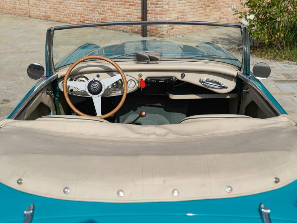 Bild 46/50 von Austin-Healey 100&#x2F;6 (BN4) (1957)