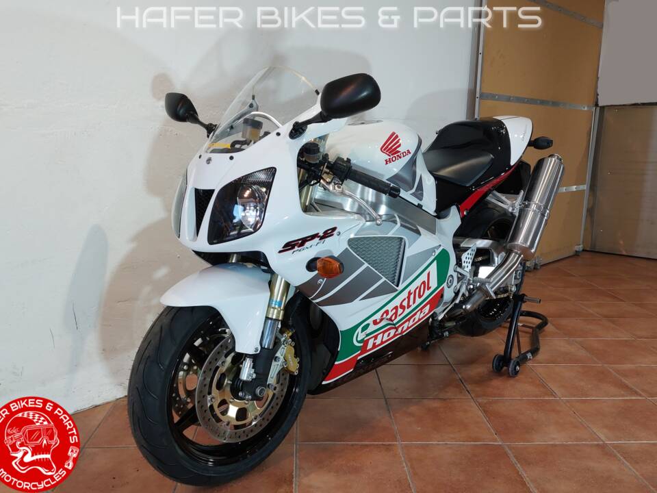 Image 7/44 of Honda VTR 1000 SP2 (2003)