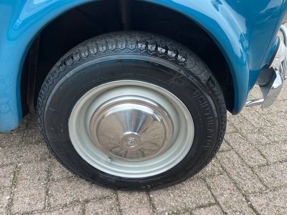 Image 18/37 of FIAT 500 F (1969)