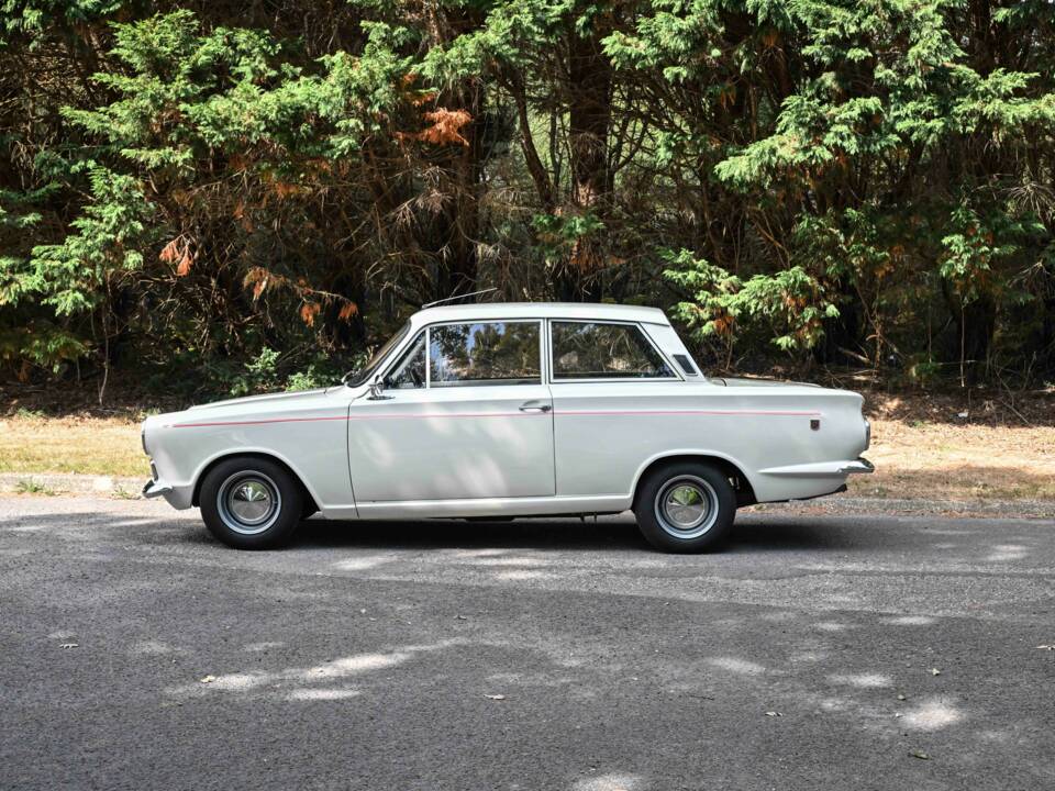Bild 9/46 von Ford Cortina GT (1965)