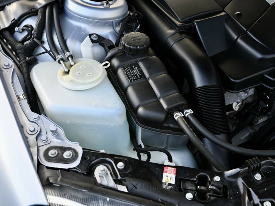 Image 31/50 de Mercedes-Benz S 500 L (2001)