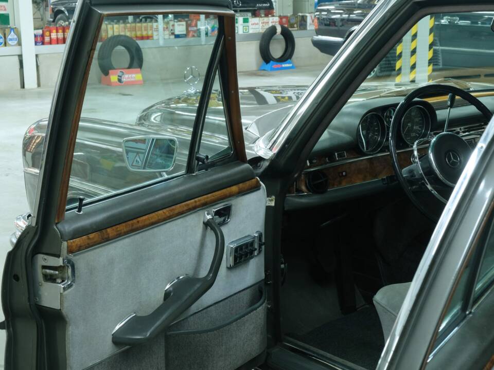 Bild 21/50 von Mercedes-Benz 300 SEL (1967)