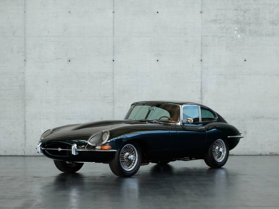 Image 1/50 de Jaguar E-Type (1970)