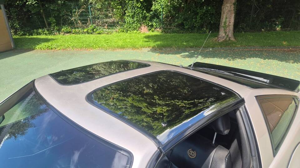 Bild 20/21 von Nissan 300 ZX (1984)