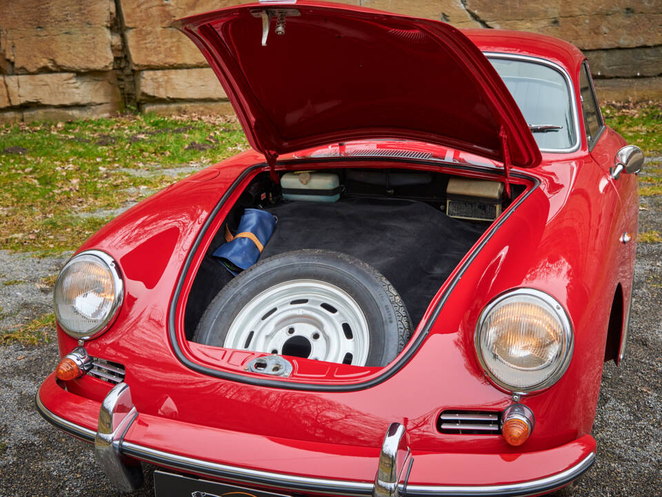 Image 19/34 of Porsche 356 C 1600 (1964)