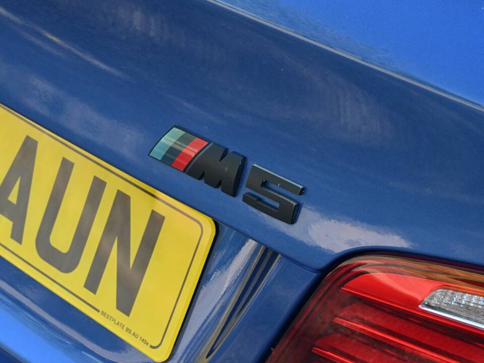 Bild 44/50 von BMW M5 (2014)