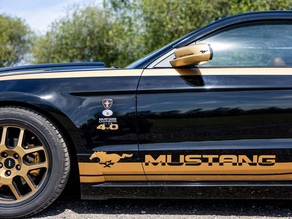Image 12/50 of Ford Mustang V6 (2009)