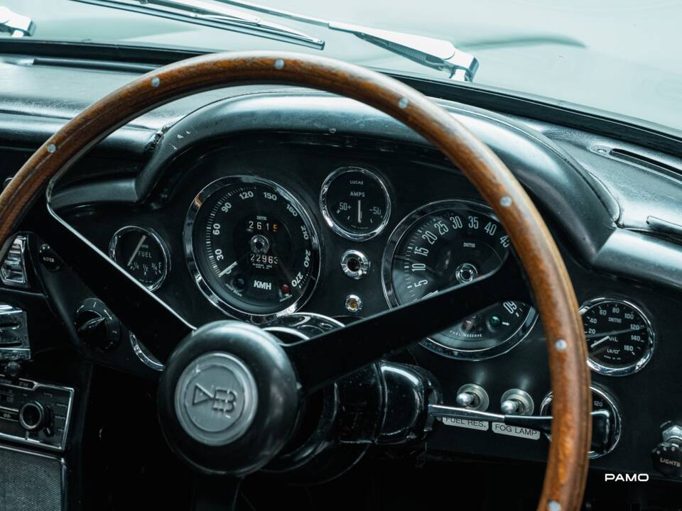 Bild 31/40 von Aston Martin DB 6 (1965)