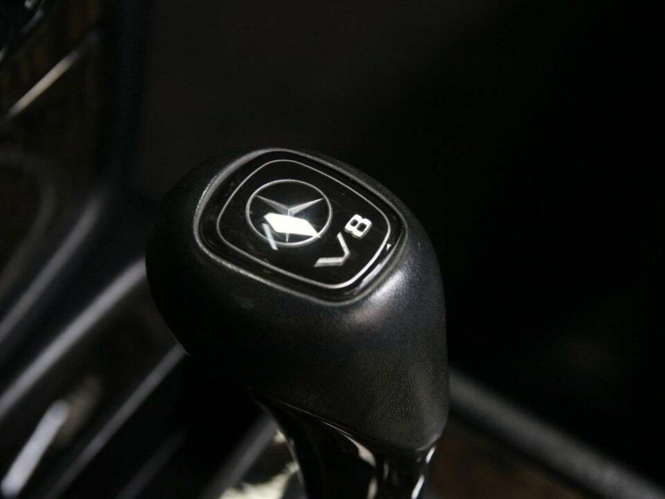 Imagen 27/50 de Mercedes-Benz G 500 (SWB) (2006)