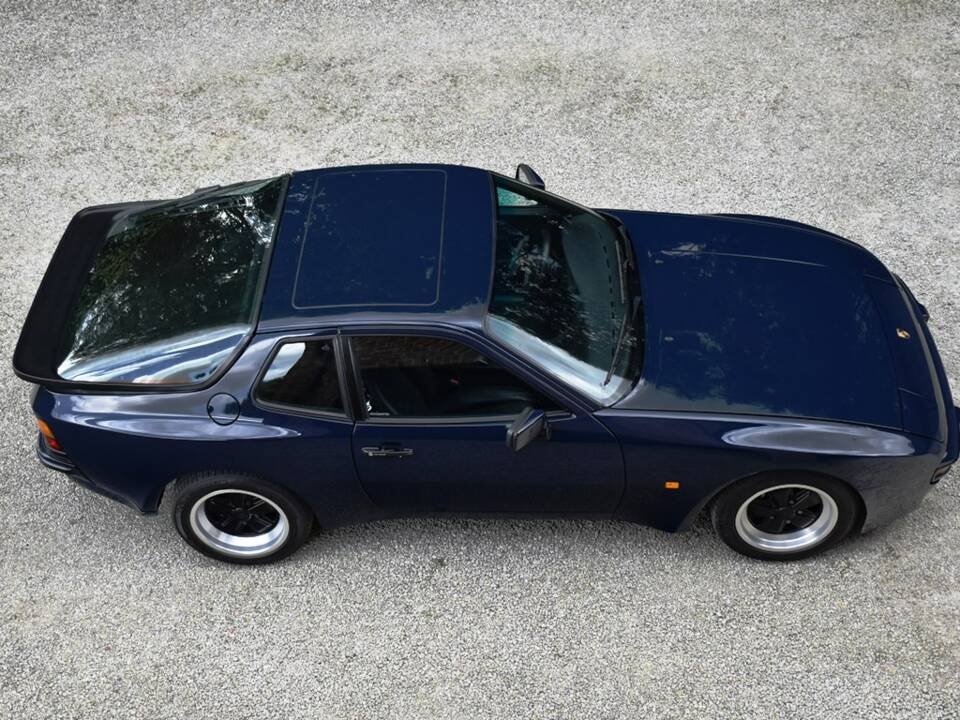 Immagine 7/40 di Porsche 944 (1985)