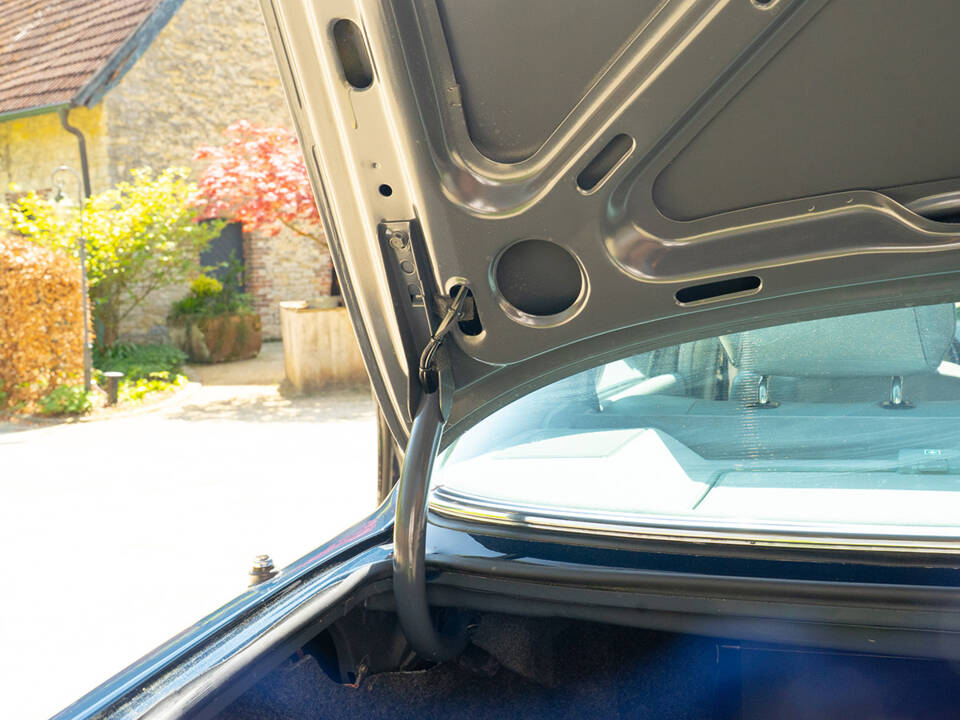 Bild 57/64 von Mercedes-Benz 500 SEL (1984)