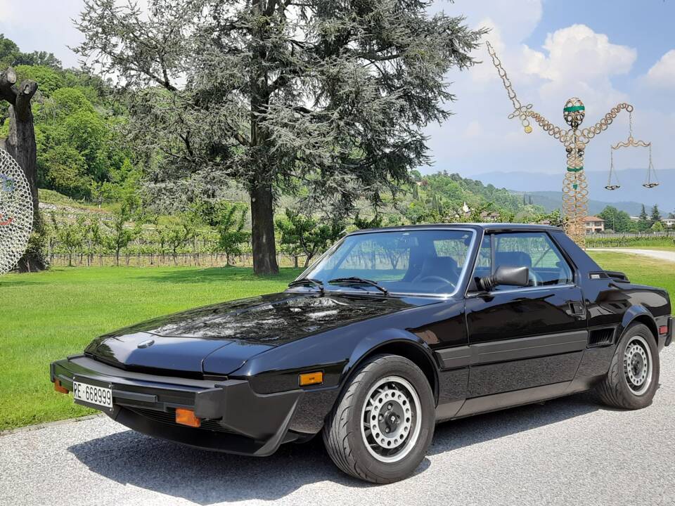 Afbeelding 15/27 van FIAT X 1&#x2F;9 (1989)