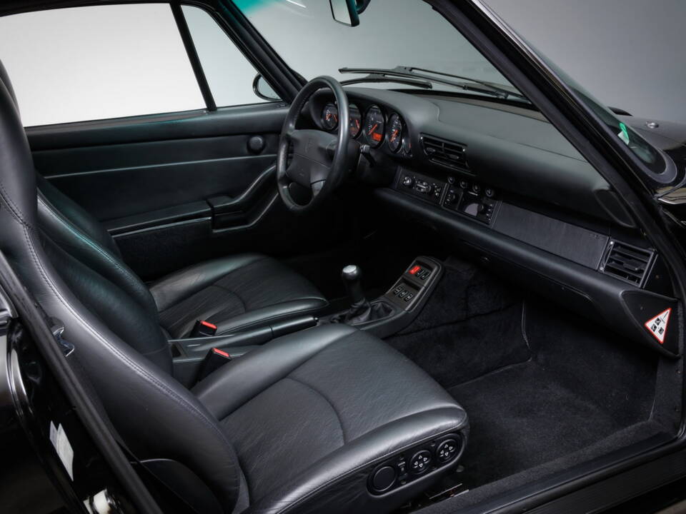 Imagen 23/40 de Porsche 911 Carrera 4S (1989)